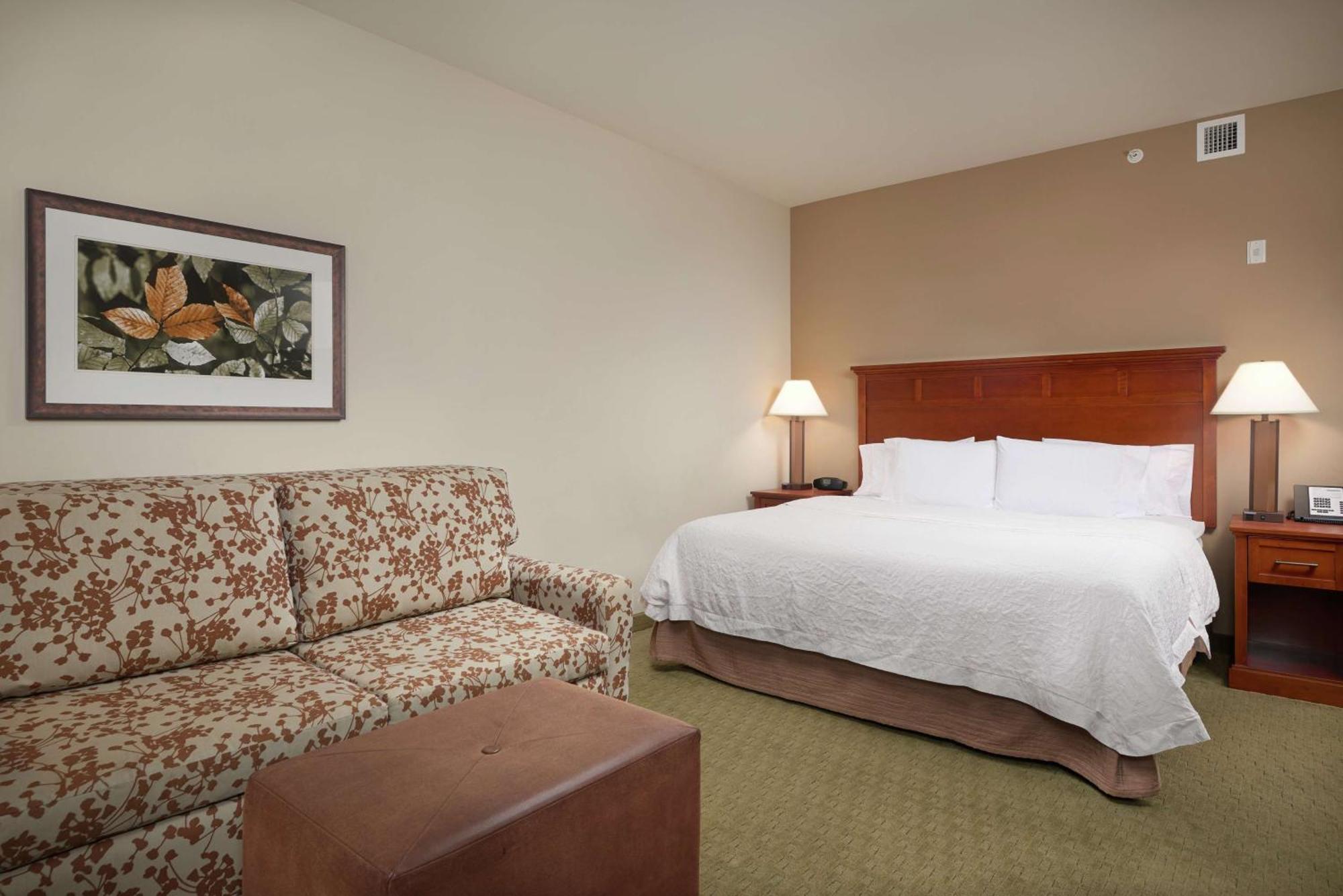 Hampton Inn And Suites Salem Exteriör bild